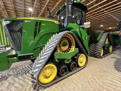 Gallery image 1 for Used 2022 John Deere 9RX 640 Tractor
