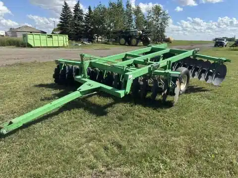 Used 2018 Industrias America R2430 Disc