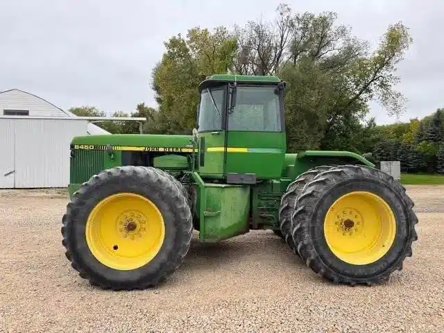 Gallery image 2 for Used 1984 John Deere 8450 Tractor