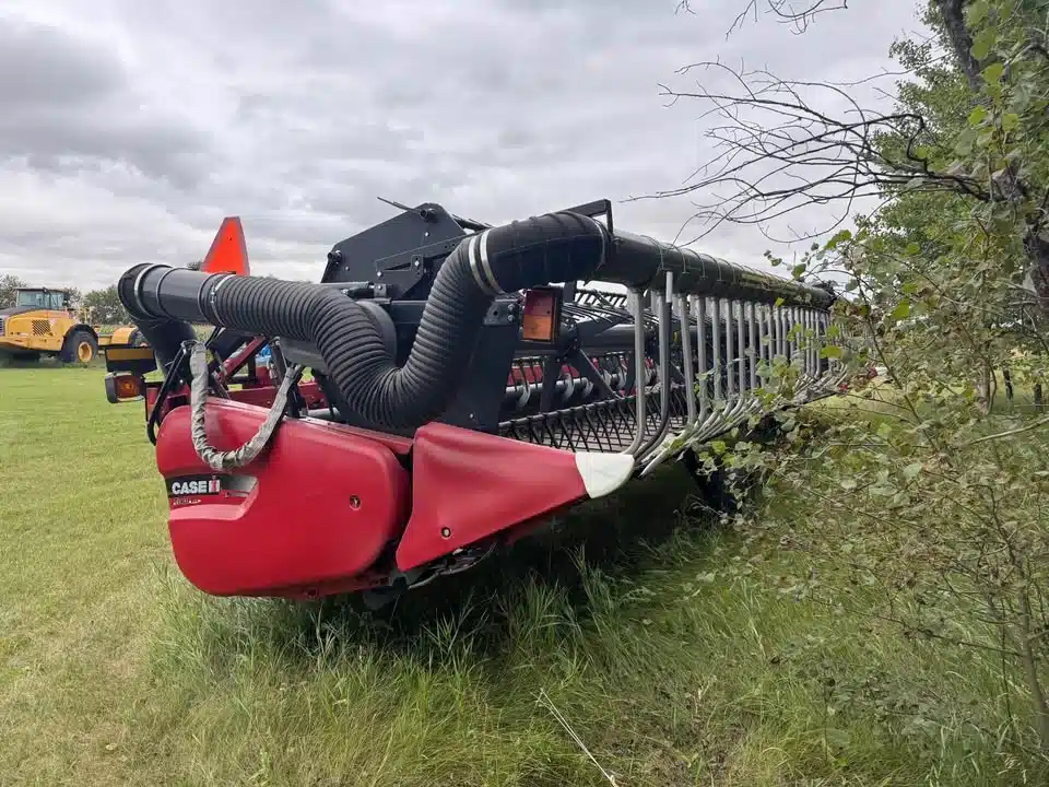 Gallery image 1 for 2015 Case IH 3162 Header - Draper
