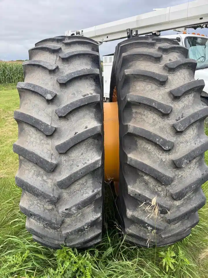 Gallery image 2 for 2010 Firestone Size 20.8R42 Tires & Rims