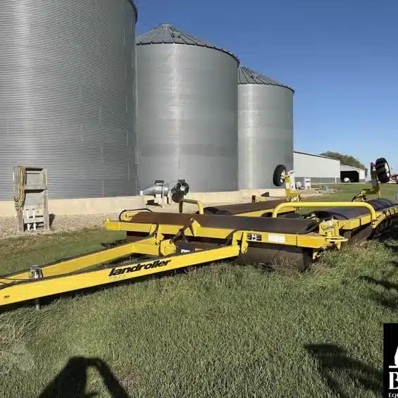 Gallery image 1 for Used 2016 Degelman LR7645 Land Roller