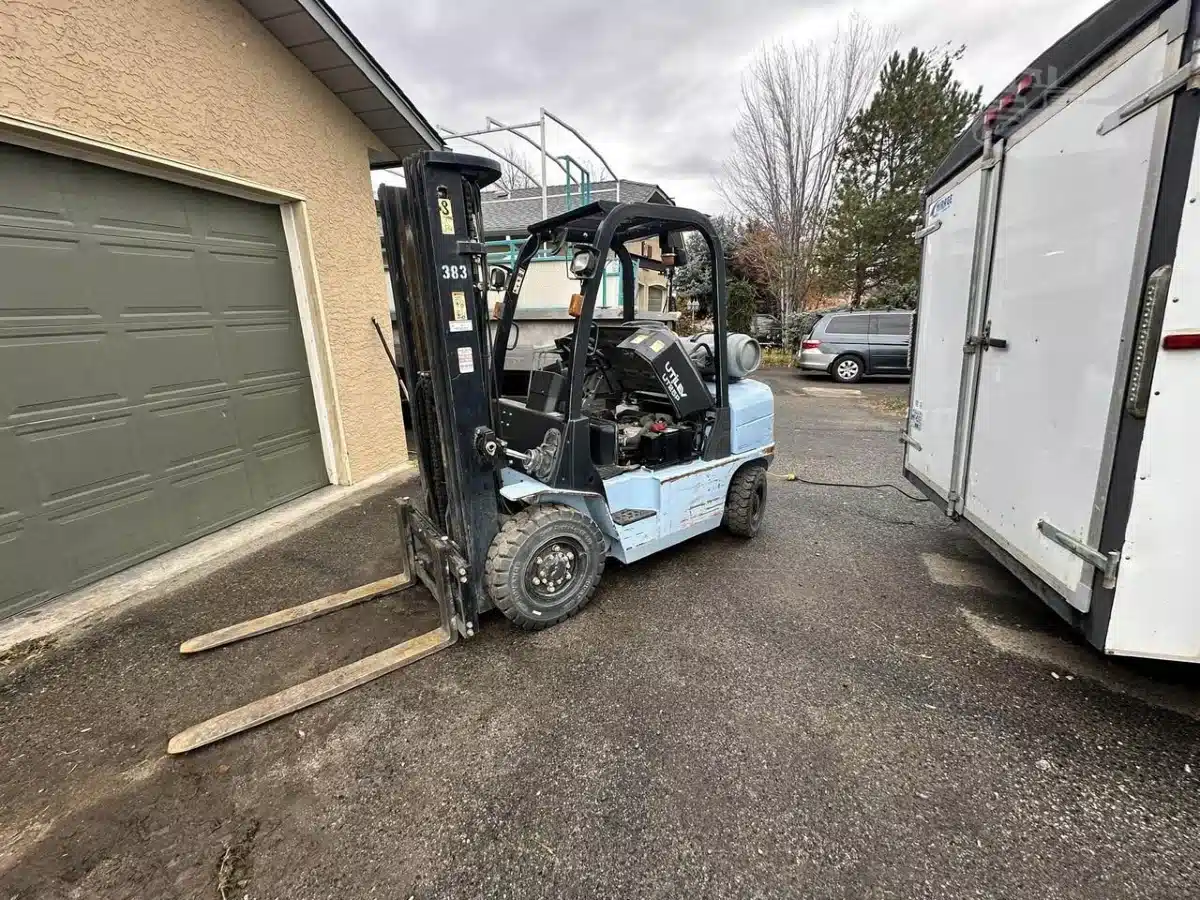 Used 2013 Utility UT25P Forklift