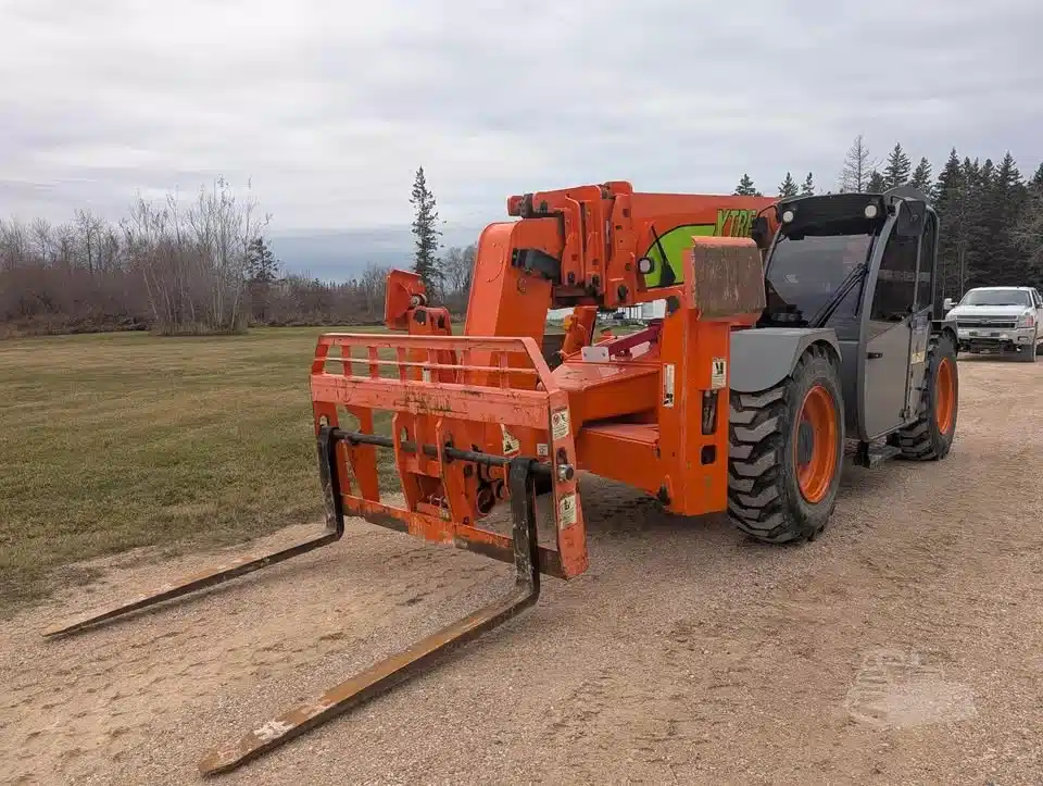 Used 2019 Xtreme XR1055 TeleHandler