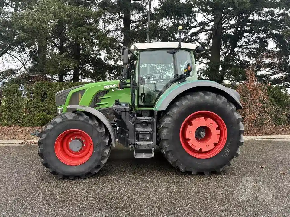 Gallery image 2 for 2017 Fendt 822 VARIO Tractor