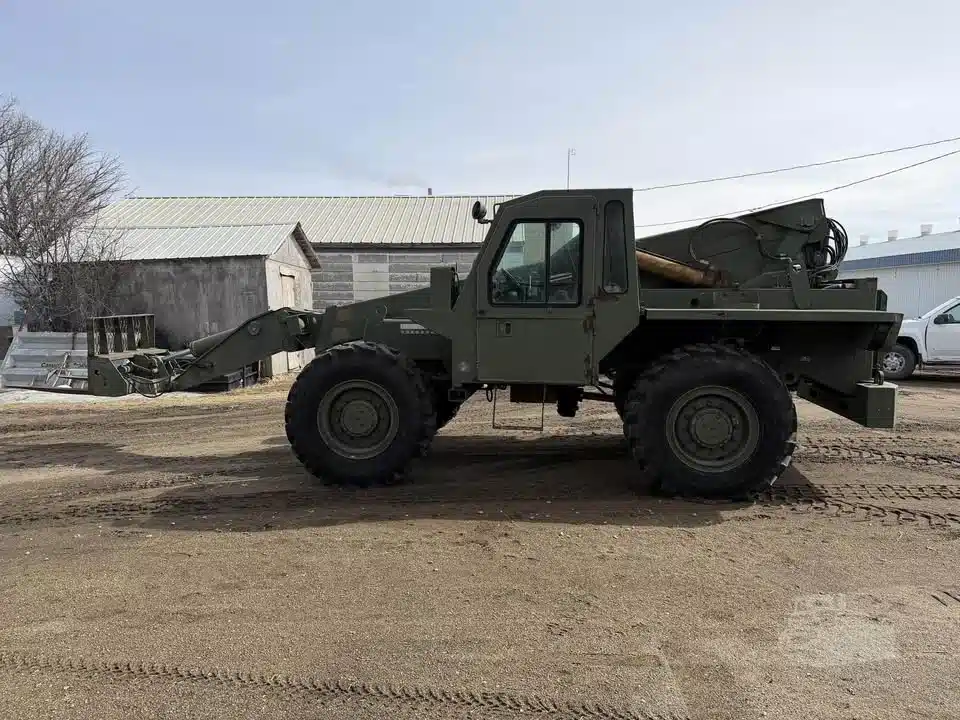 Gallery image 2 for 1991 Lull ML10K TeleHandler