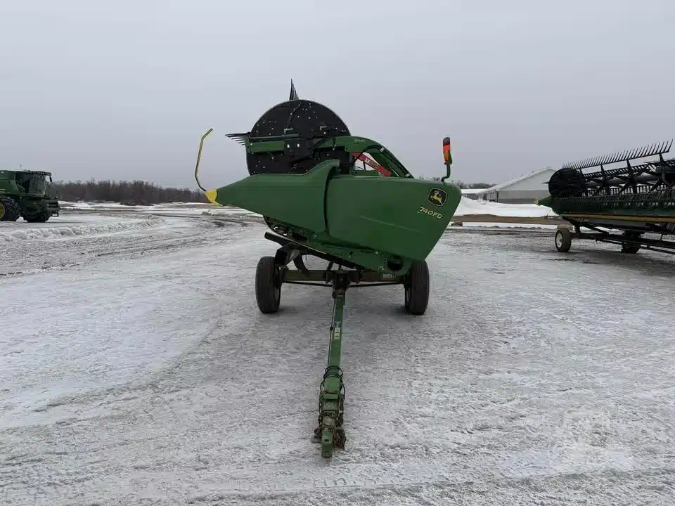 Gallery image 2 for 2019 John Deere 740FD Header - Flex Draper