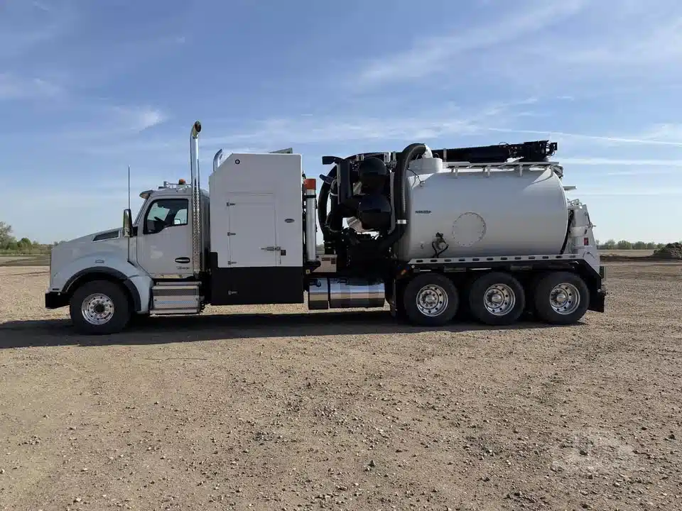 Photo de la Galerie 2 pour 2023 Kenworth Tornado F4 Eco-Lite T880