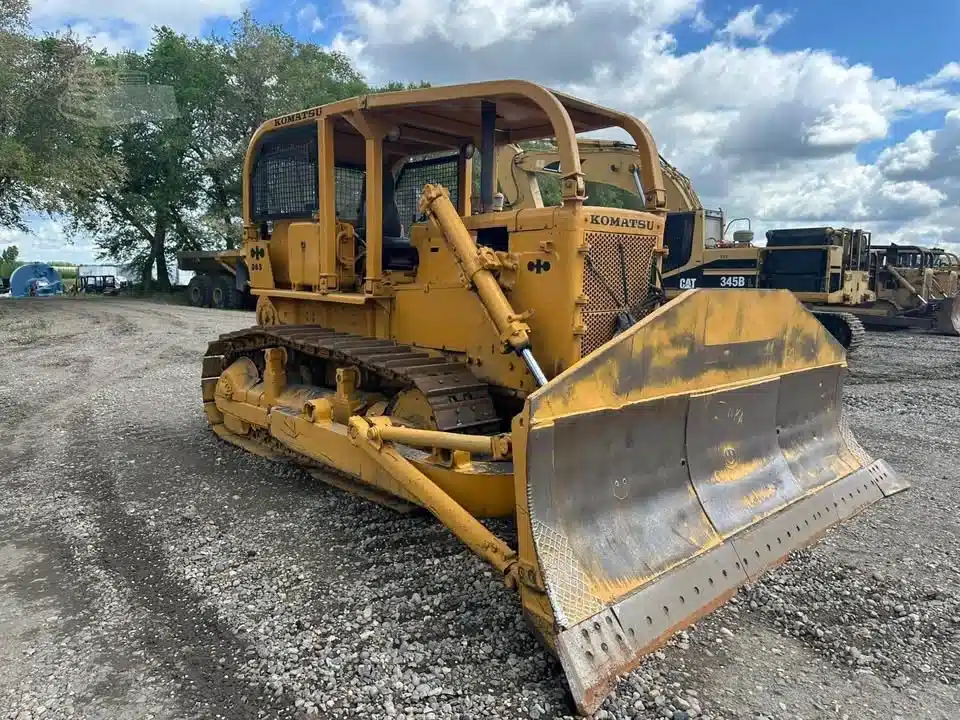 Photo de la Galerie 1 pour 1975 Komatsu D85 Bouteur