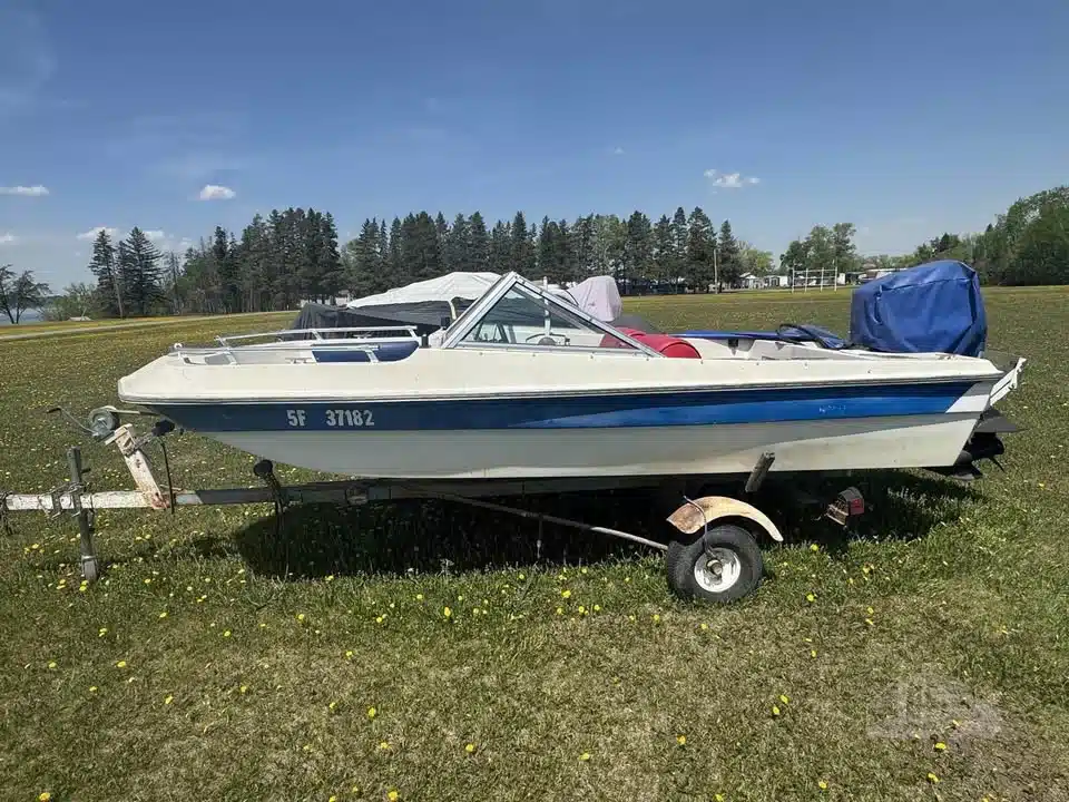 Photo de la Galerie 2 pour 1978 A1 Vintage TCT Bateau