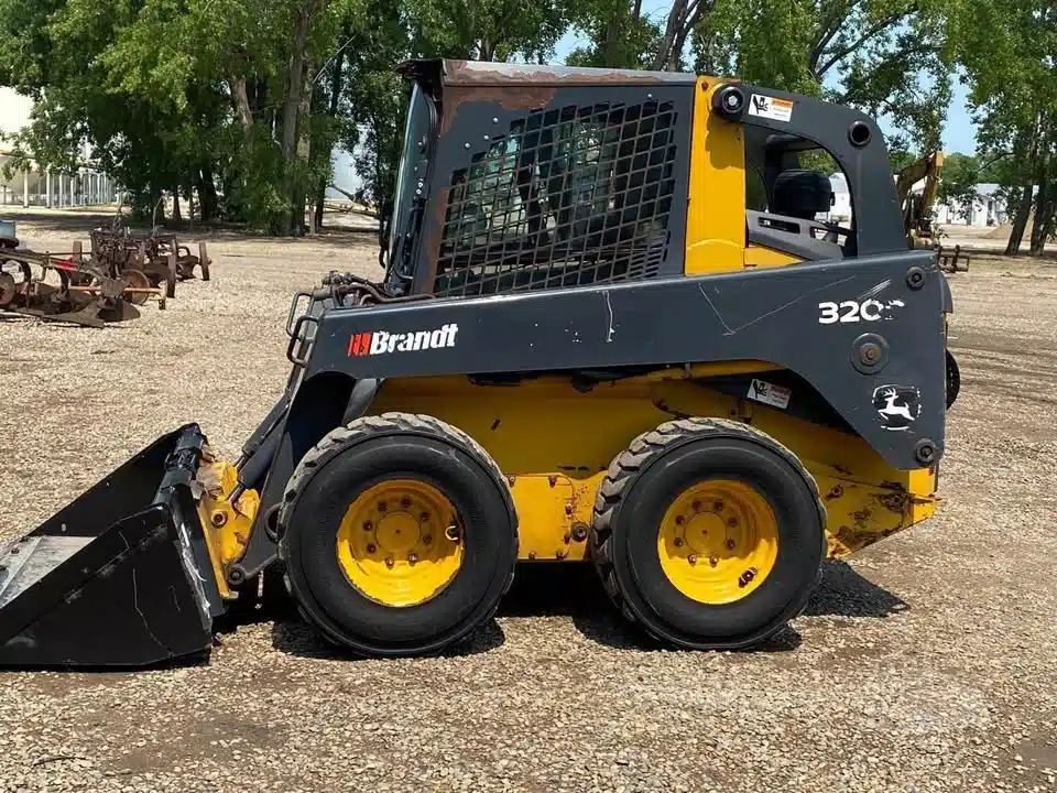 Gallery image 1 for 2012 DEERE 320D Skid Steer