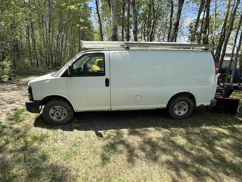Gallery image 2 for 2010 GMC SAVANA G2500 Van