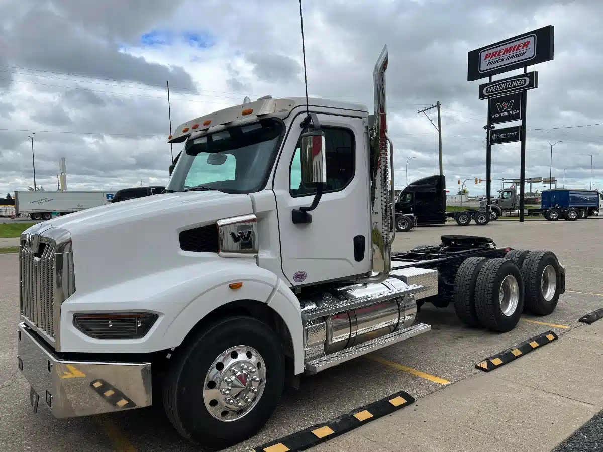 Gallery image 1 for Used 2025 Western Star 49X Semi-Truck