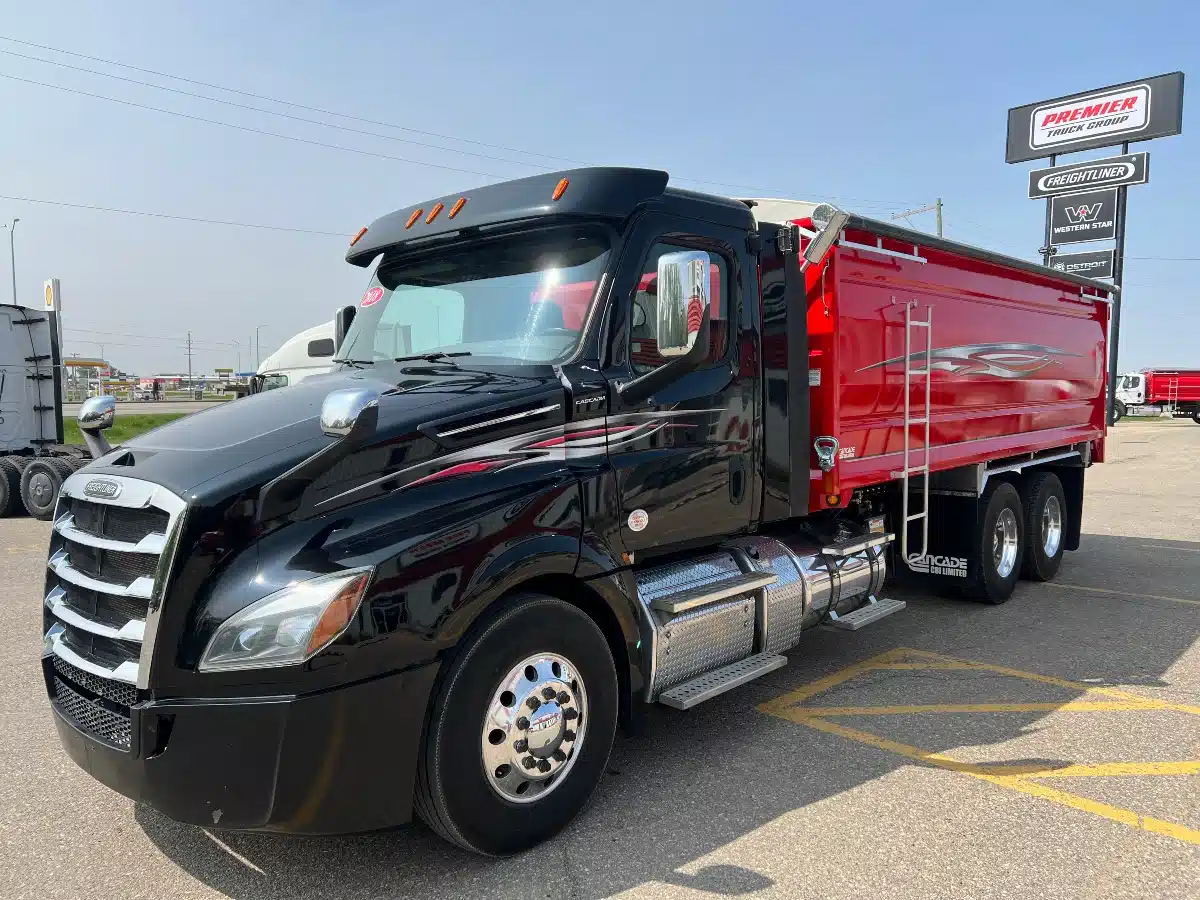 Used 2018 Freightliner CASCADIA 125 Truck - Grain