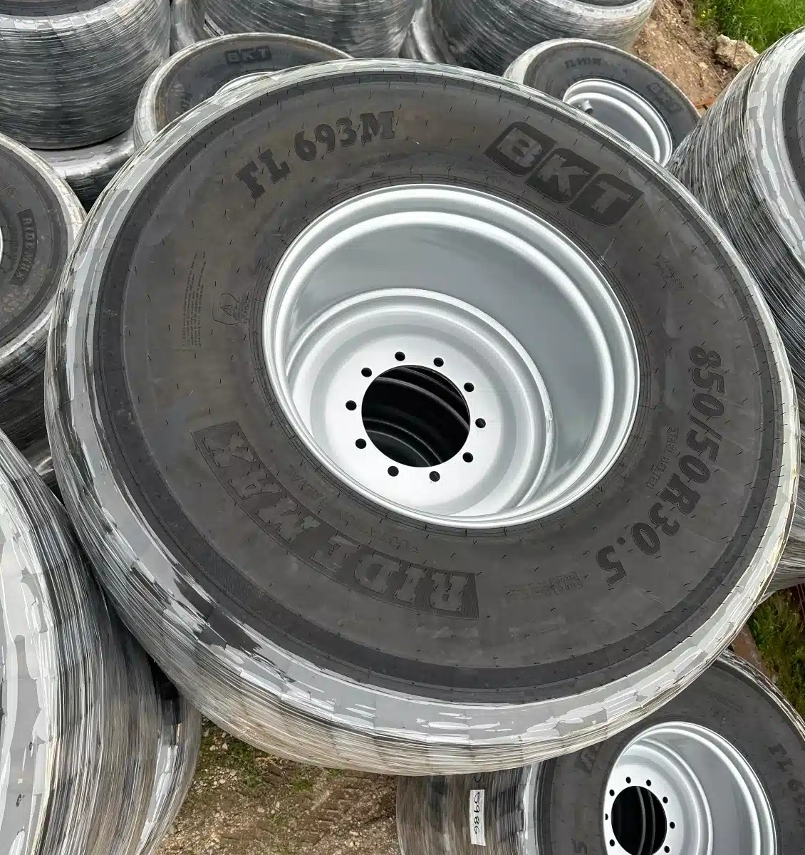 Gallery image 2 for New BKT 850/50R30.5 Tires & Rims