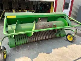 Gallery image 2 for Used John Deere Misc Header - Pickup