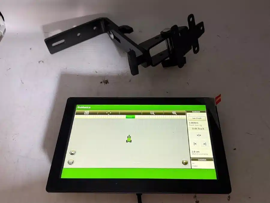 Gallery image 1 for 2024 John Deere G5 Universal Display Guidance System