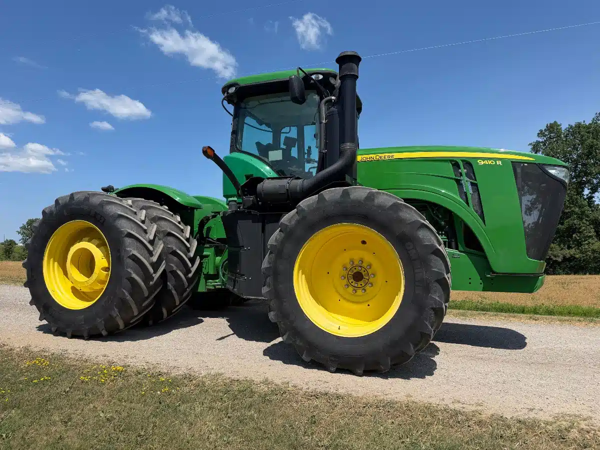 Gallery image 1 for 2013 John Deere 9410R Tractor