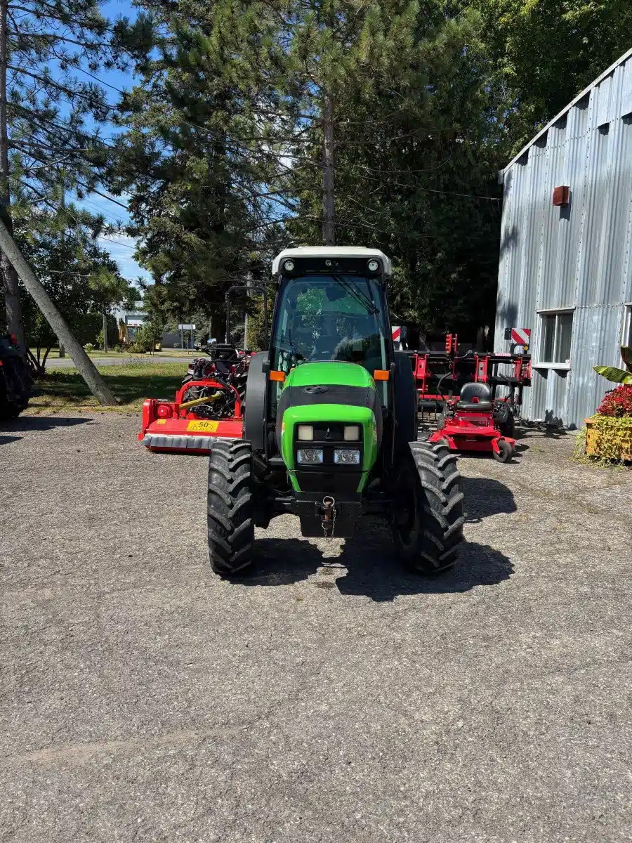 Gallery image 2 for Used 2018 Deutz Fahr AGROPLUS 410F Tractor