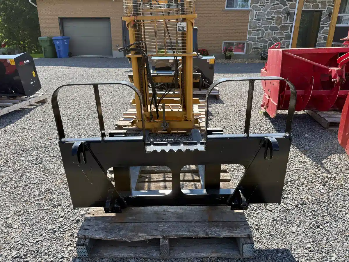 Photo de la Galerie 2 pour 2026 HLA Attachments 5548 Fourche à palette
