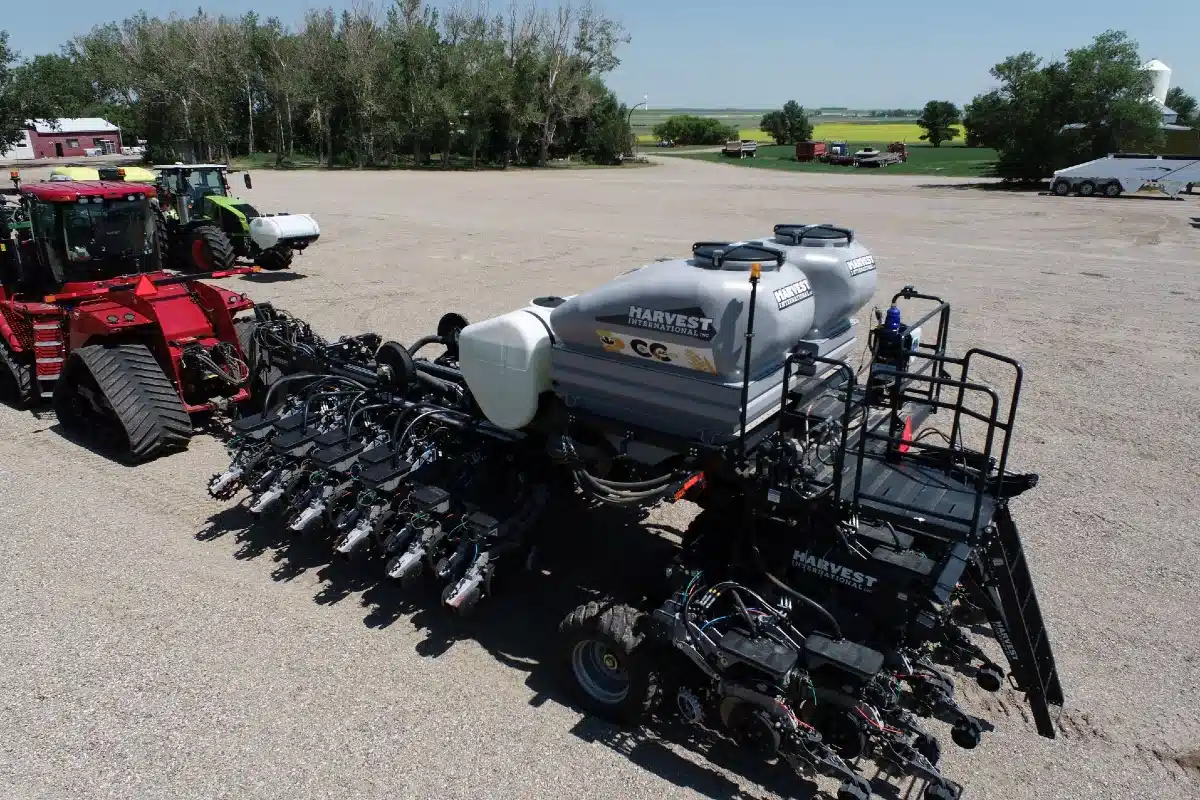 Gallery image 1 for 2024 Harvest International PB4015S2 Planter