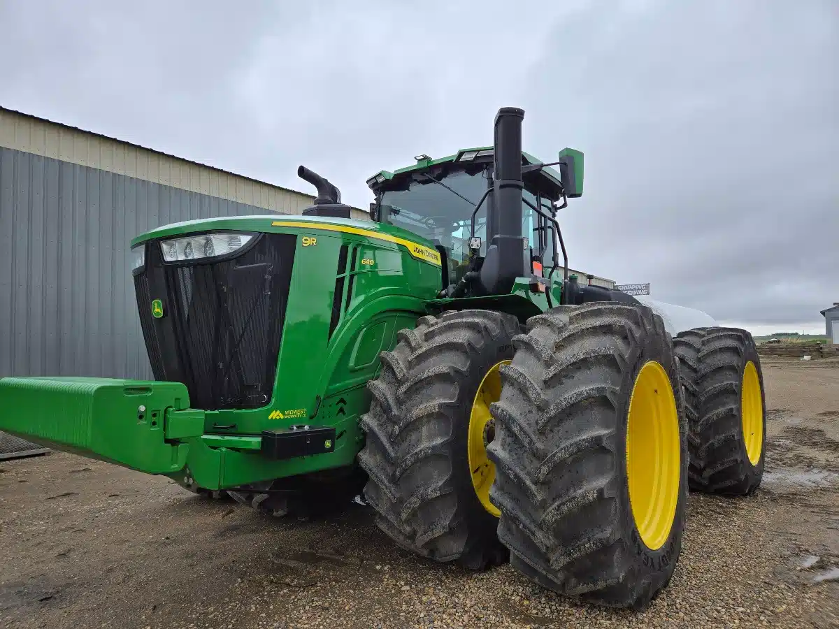 Gallery image 1 for Used 2023 John Deere 9R 640 Tractor