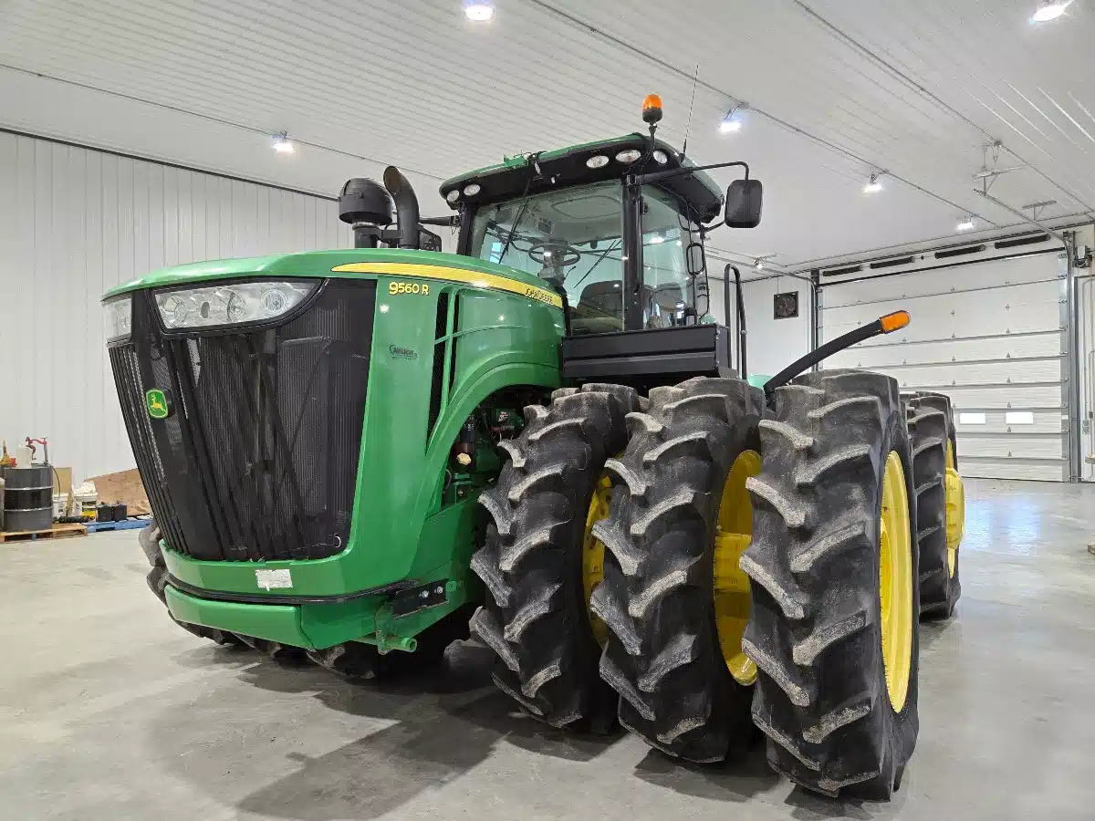 Gallery image 2 for Used 2012 John Deere 9560R Tractor