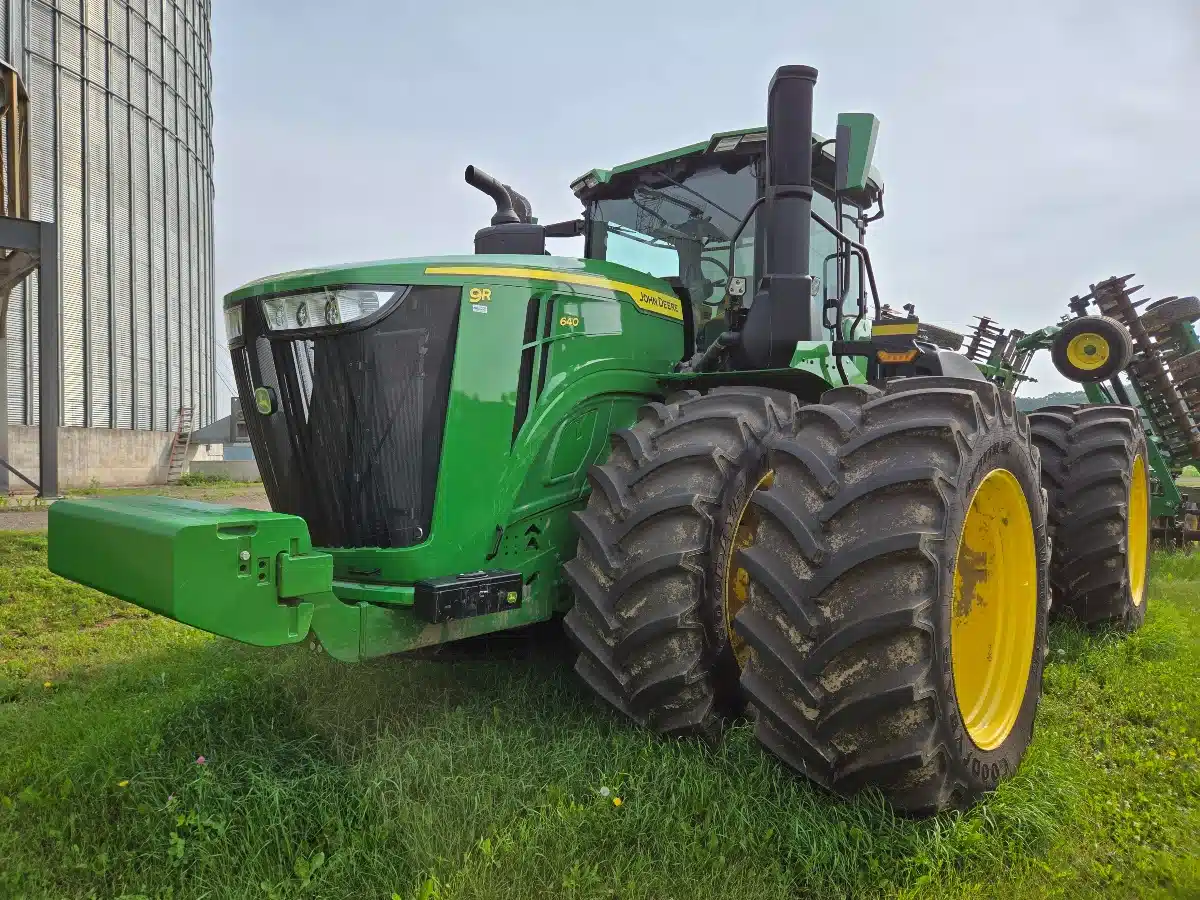 Gallery image 1 for Used 2024 John Deere 9R 640 Tractor