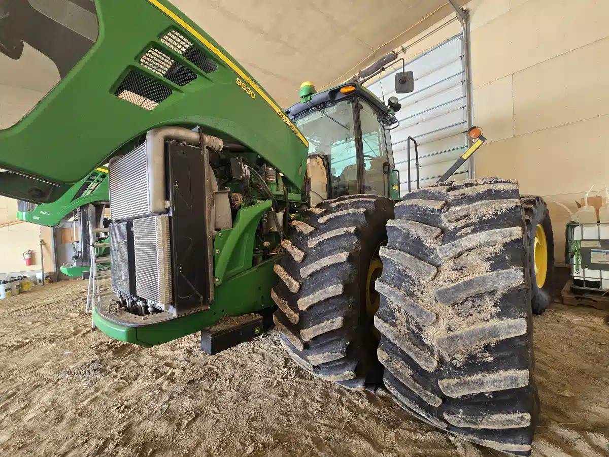 Gallery image 2 for 2011 John Deere 9630 Tractor