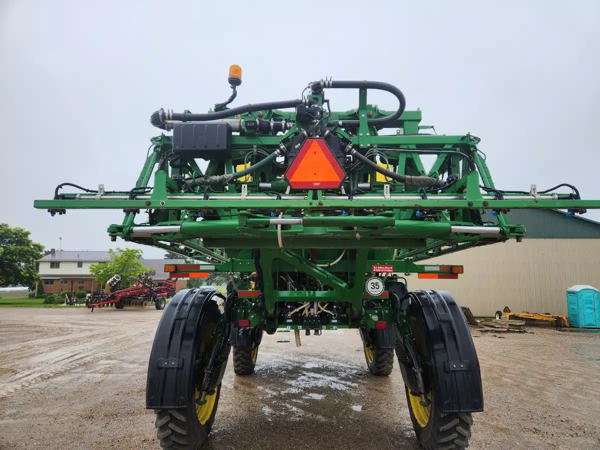 Gallery image 2 for Used 2018 John Deere R4038 Sprayer - Self Propelled