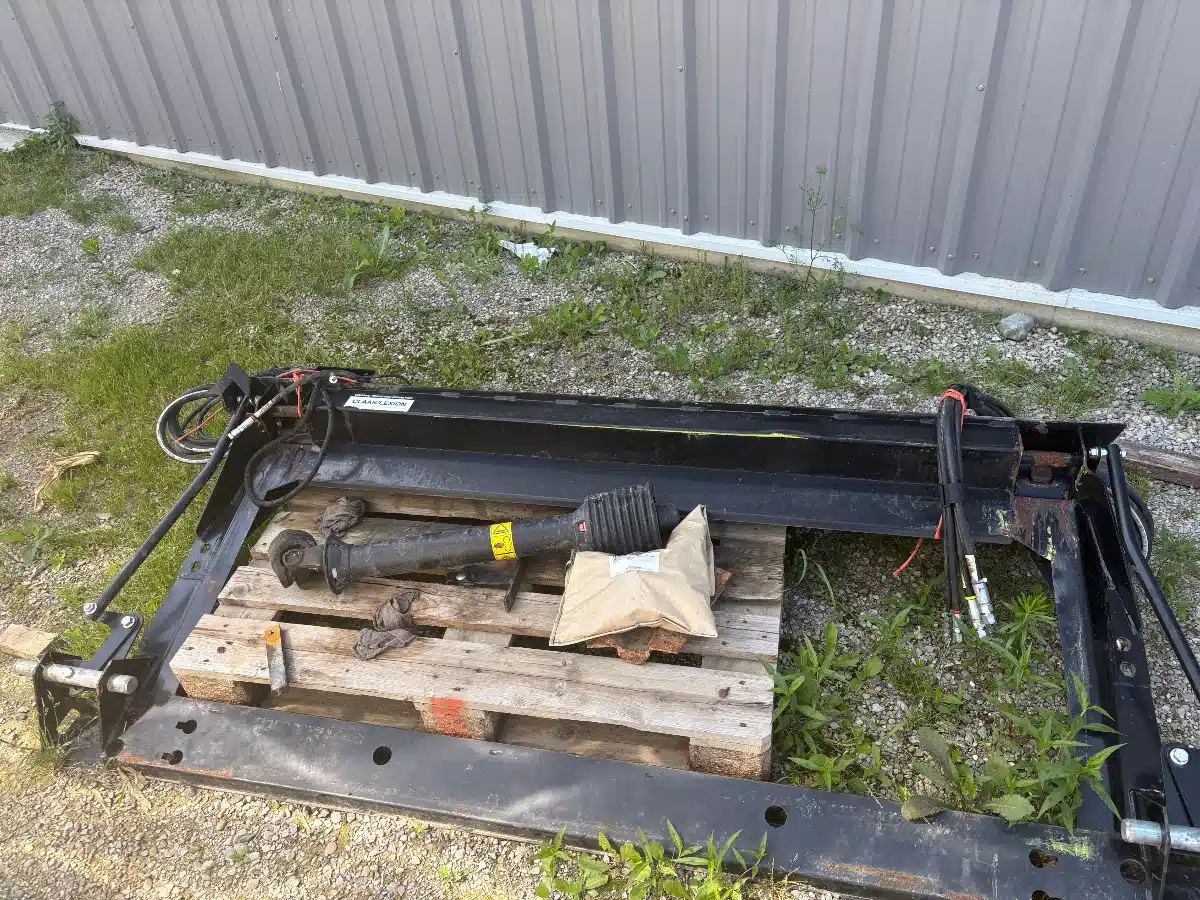 Gallery image 1 for Used MacDon FD75 Header - Flex Draper