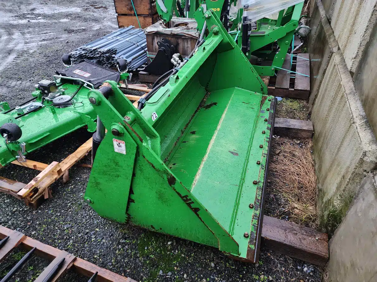 Gallery image 1 for 2023 Horst Welding 4-in-1 Bucket Tractor