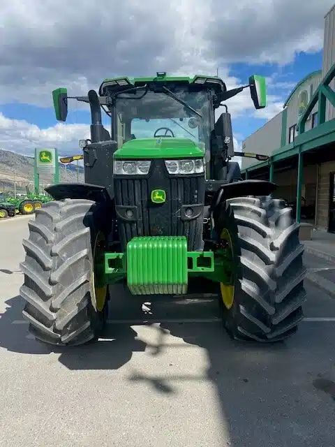 Gallery image 2 for Used John Deere 7R 290 Tractor