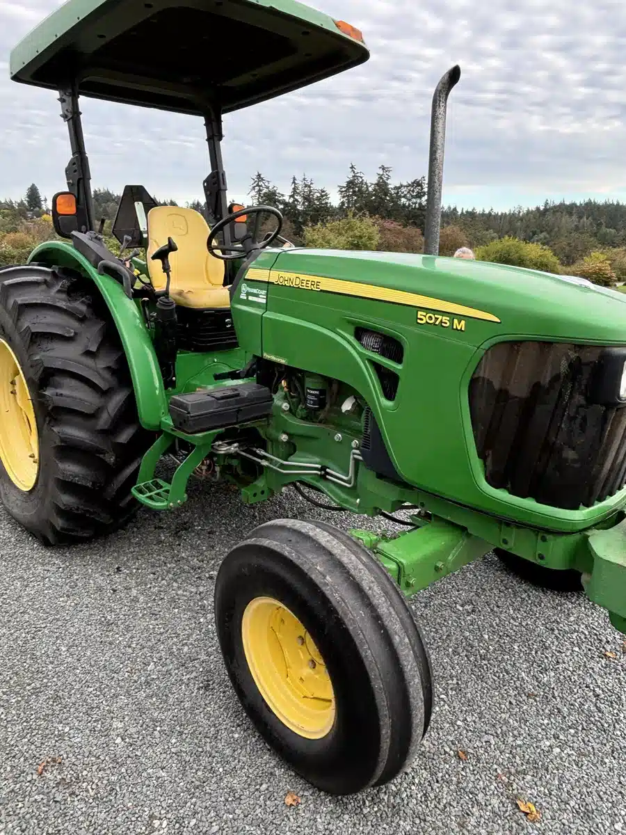 Gallery image 1 for Used 2012 John Deere 5075M Tractor