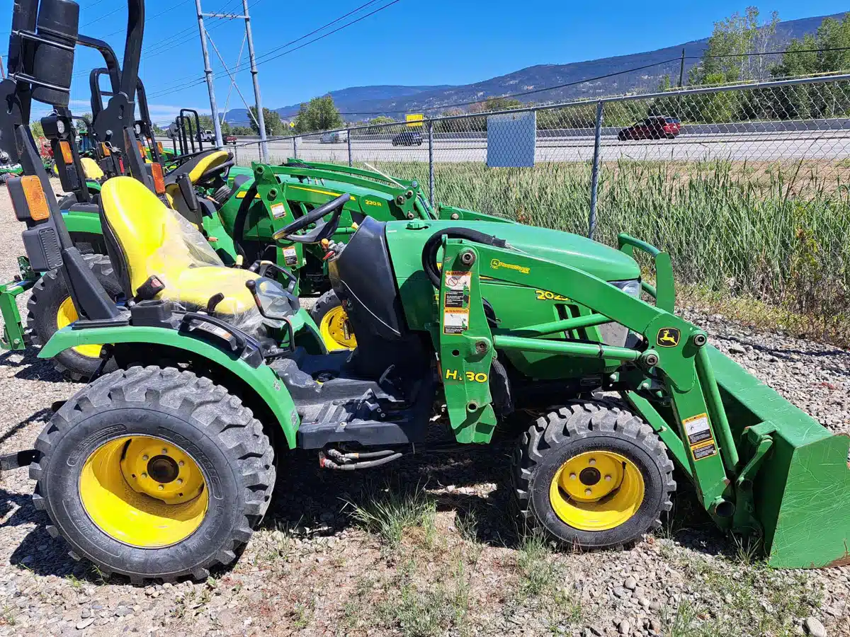 Gallery image 2 for Used 2016 John Deere 2025R Tractor
