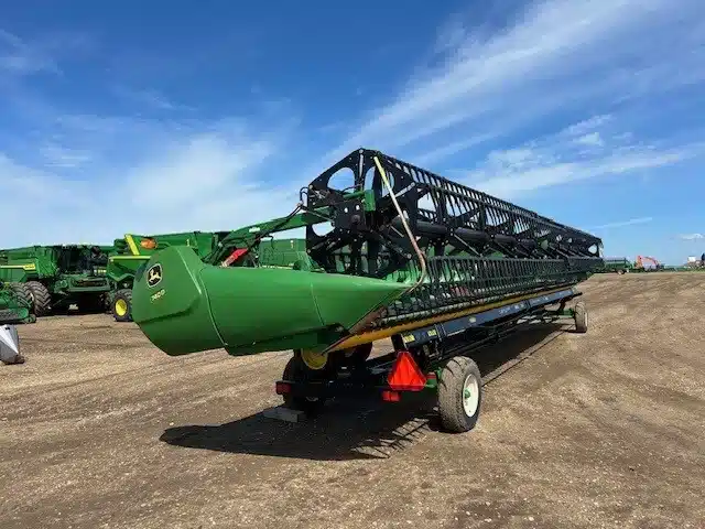 Gallery image 1 for Used 2018 John Deere 740D Header Combine