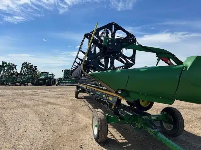 Gallery image 2 for Used 2018 John Deere 740D Header Combine