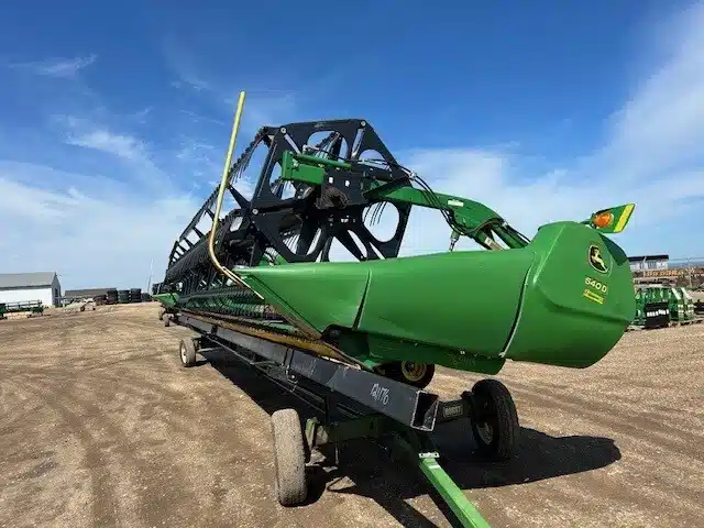 Gallery image 1 for Used 2016 John Deere 635D Header - Draper