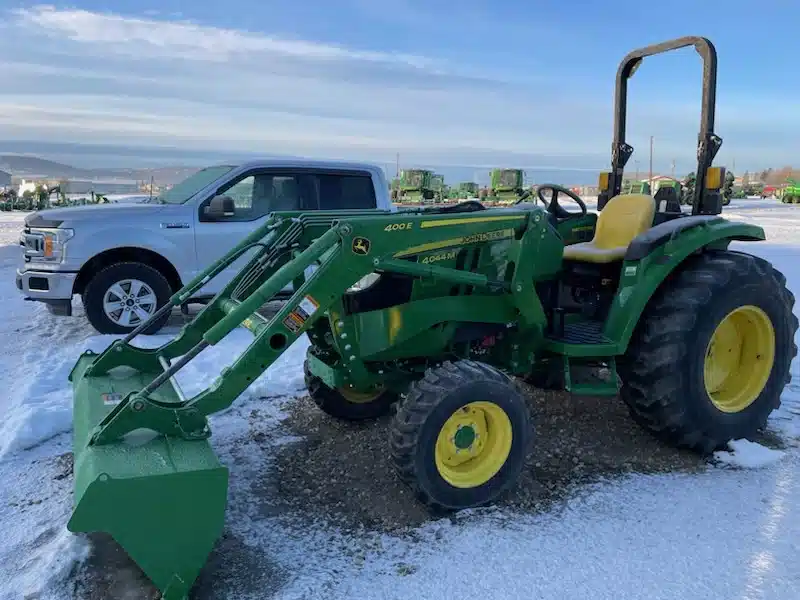 Gallery image 2 for Used 2022 John Deere 4044M Tractor