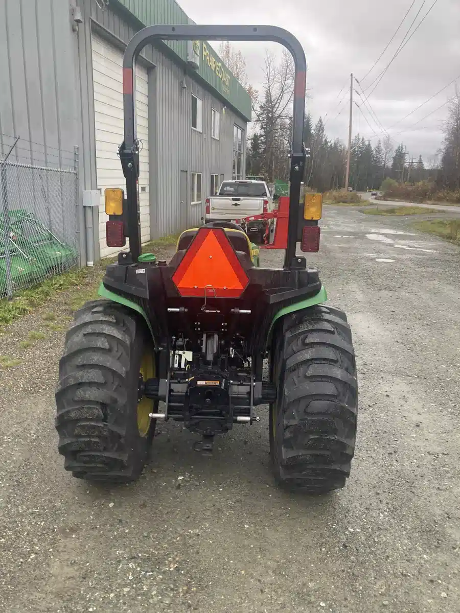 Gallery image 2 for Used 2023 John Deere 3025E Tractor