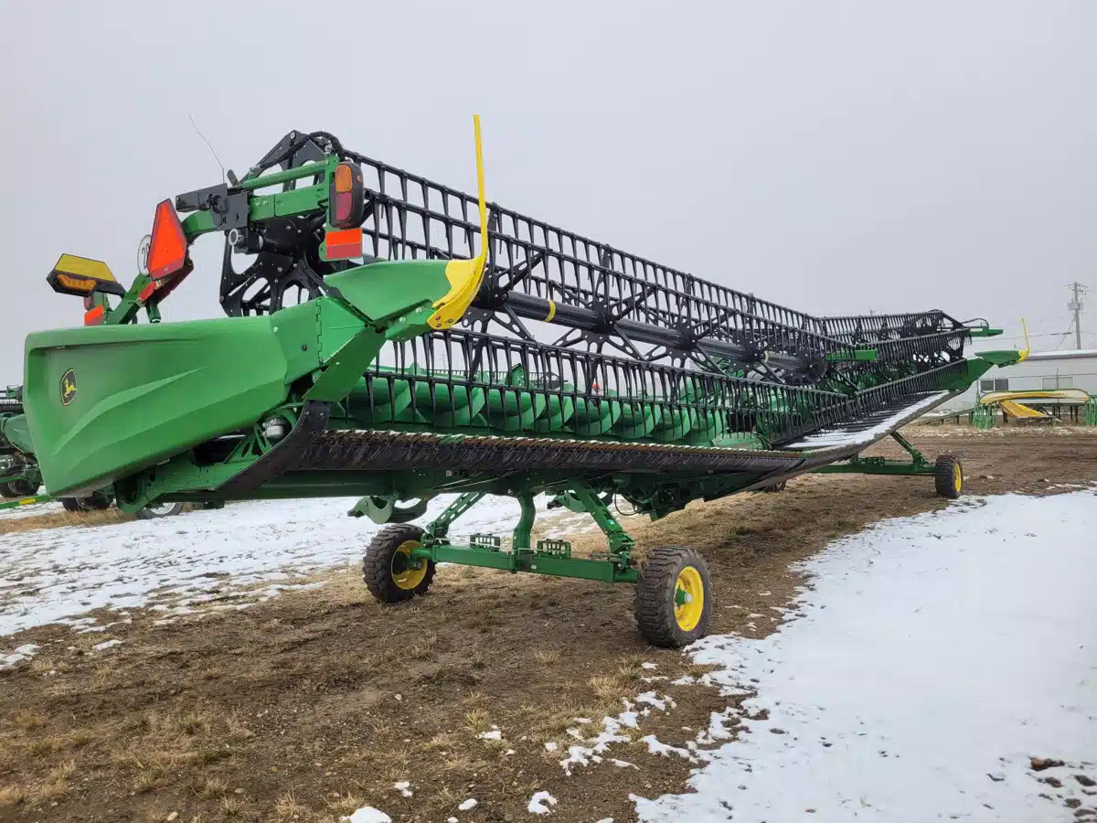 Gallery image 2 for Used 2024 John Deere HD45R Header Combine
