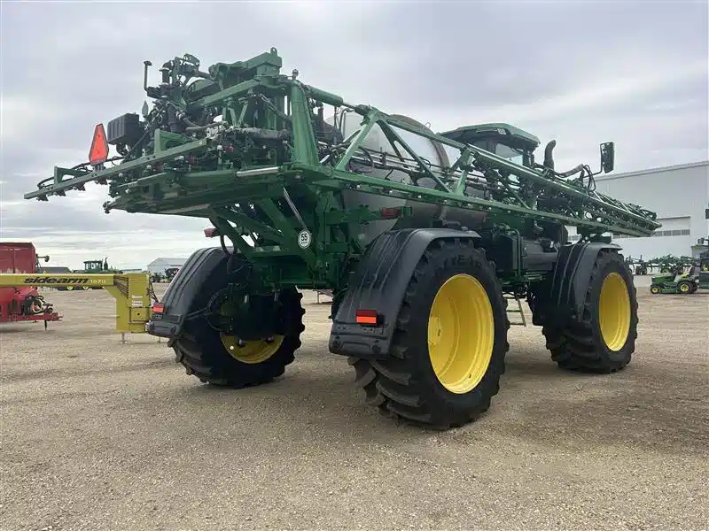 Gallery image 2 for Used 2024 John Deere 616R Sprayer - Self Propelled