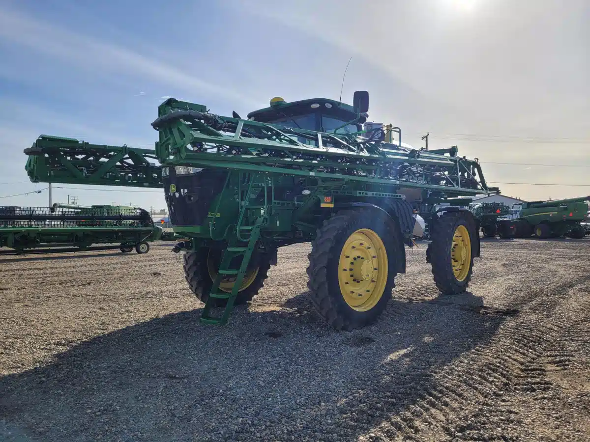 Gallery image 2 for Used 2021 John Deere 4060 Sprayer - Self Propelled