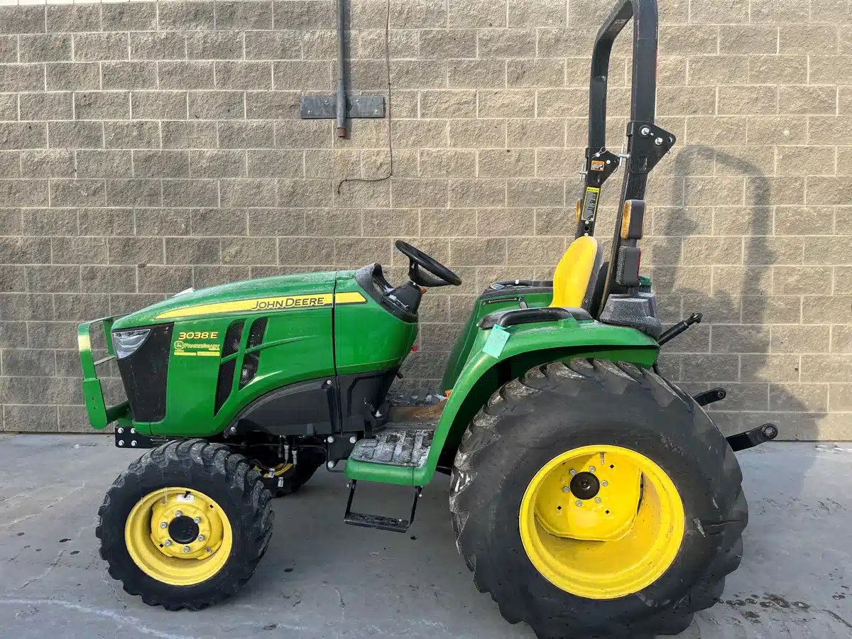 Gallery image 1 for Used 2022 John Deere 3038E Tractor