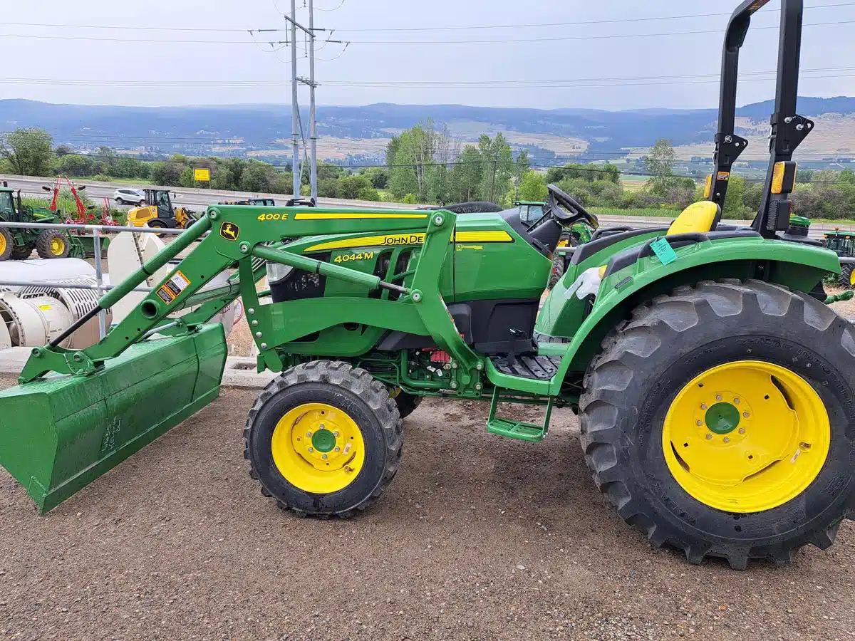 Gallery image 1 for Used 2023 John Deere 4044M Tractor