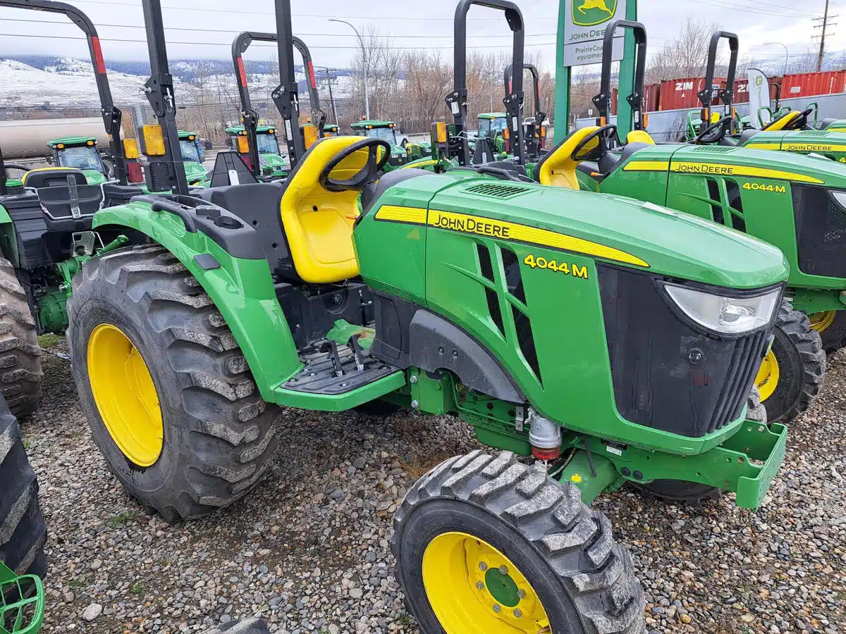 Gallery image 2 for Used 2023 John Deere 4044M Tractor