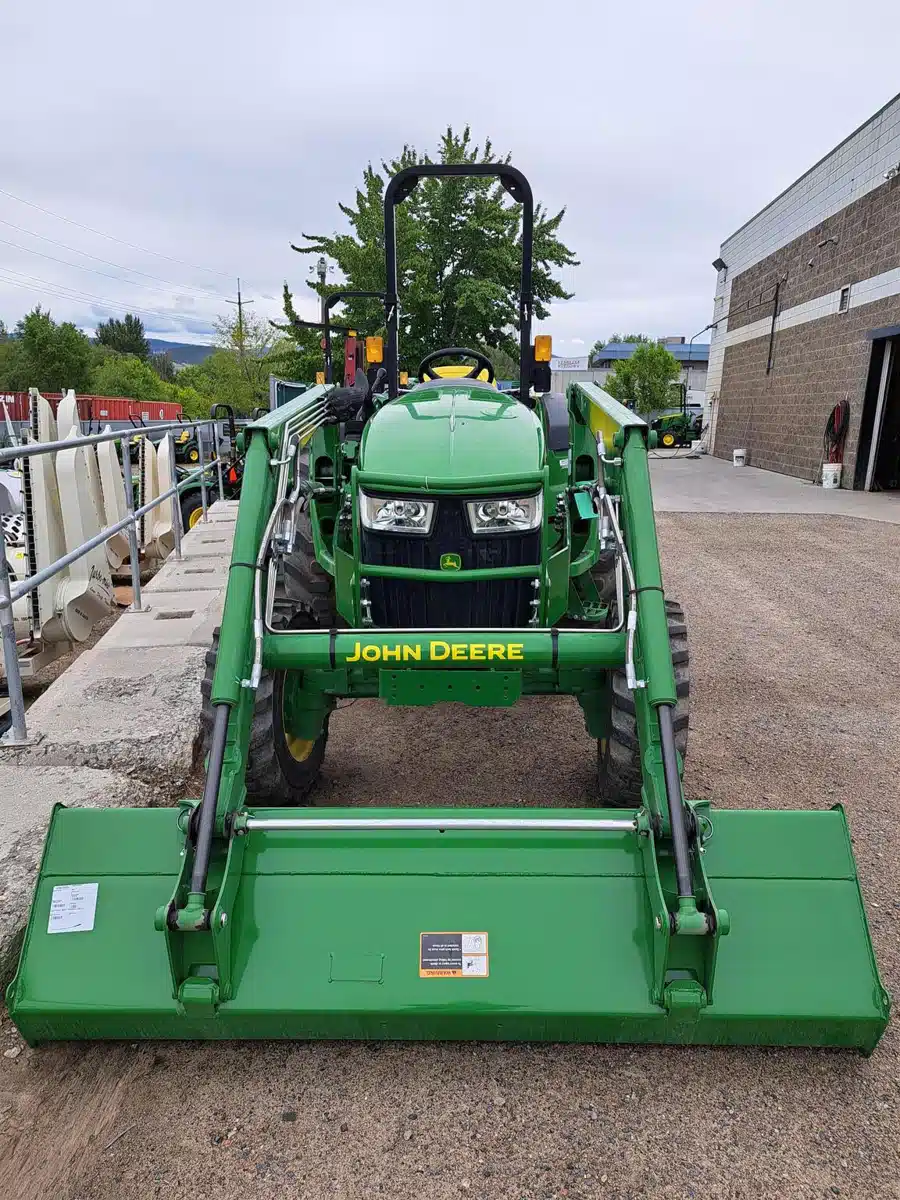 Gallery image 2 for Used 2023 John Deere 4044M Tractor