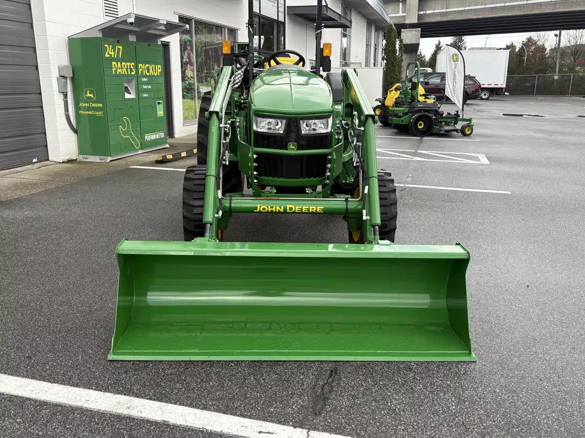 Gallery image 2 for Used 2022 John Deere 4044M Tractor