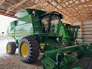 Gallery image 1 for Used 2006 John Deere 9860 STS Combine