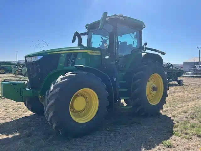 Gallery image 2 for Used 2024 John Deere 7R 290 Tractor